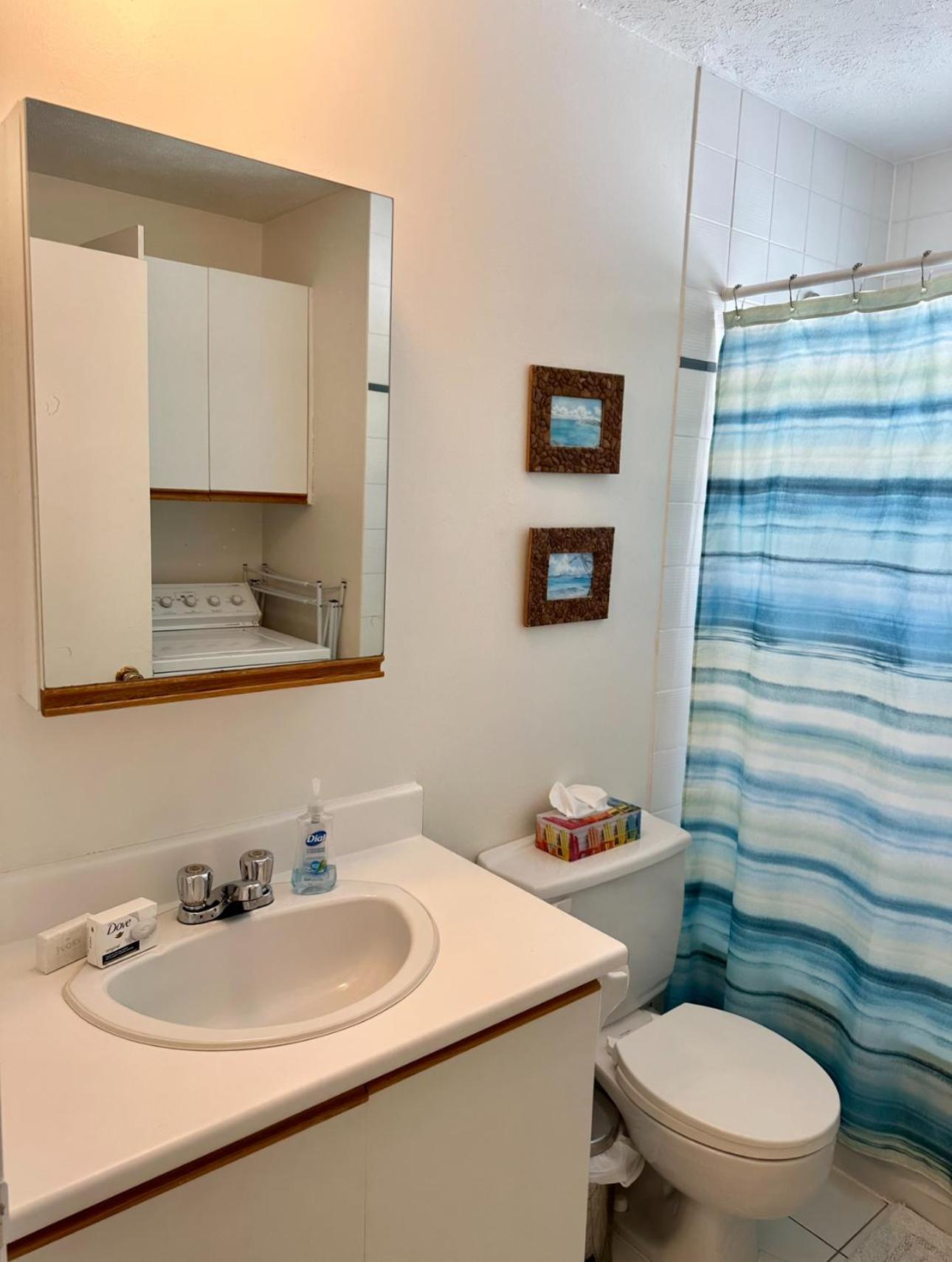 Quiet, Comfortable Great Location 2 Bedroom Sherbrooke Exteriér fotografie